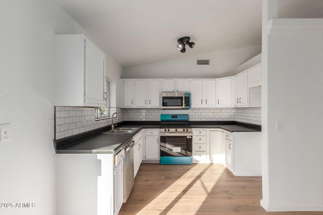 8551 W CORONADO Drive, Arizona City, AZ 85123