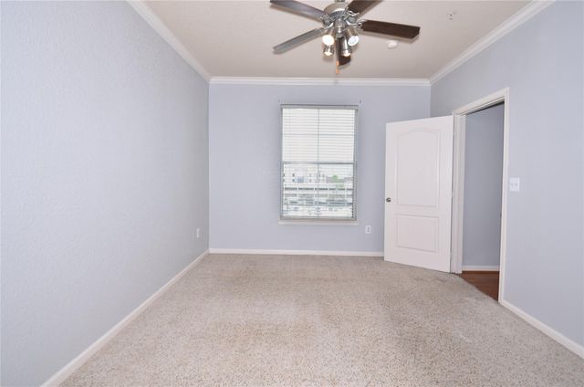 1711 Old Spanish Trail 405, Houston, TX 77054