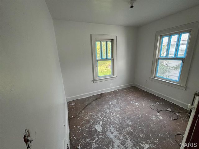 21 S 57th Street, Belleville, IL 62226