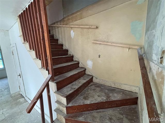 21 S 57th Street, Belleville, IL 62226