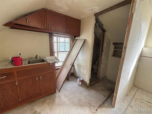 21 S 57th Street, Belleville, IL 62226