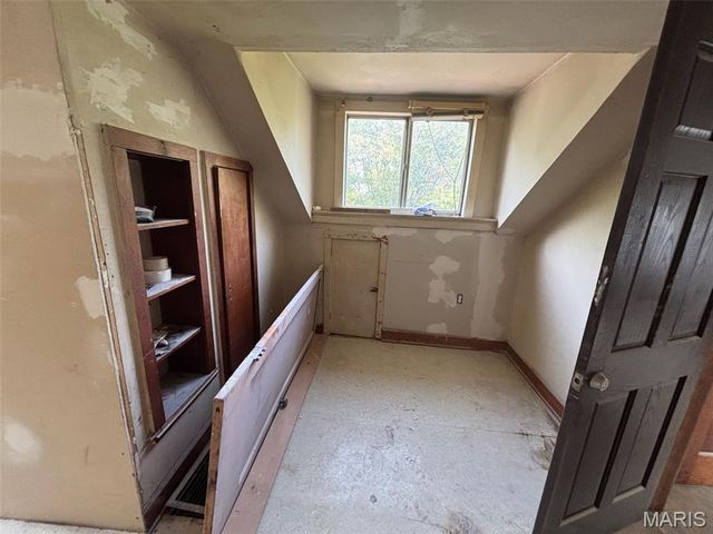 21 S 57th Street, Belleville, IL 62226