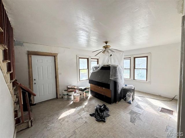 21 S 57th Street, Belleville, IL 62226