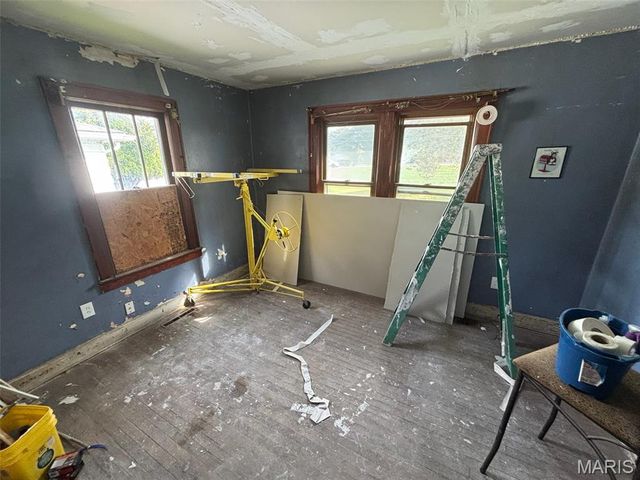 21 S 57th Street, Belleville, IL 62226