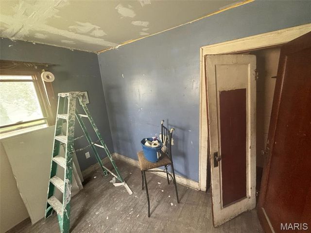 21 S 57th Street, Belleville, IL 62226