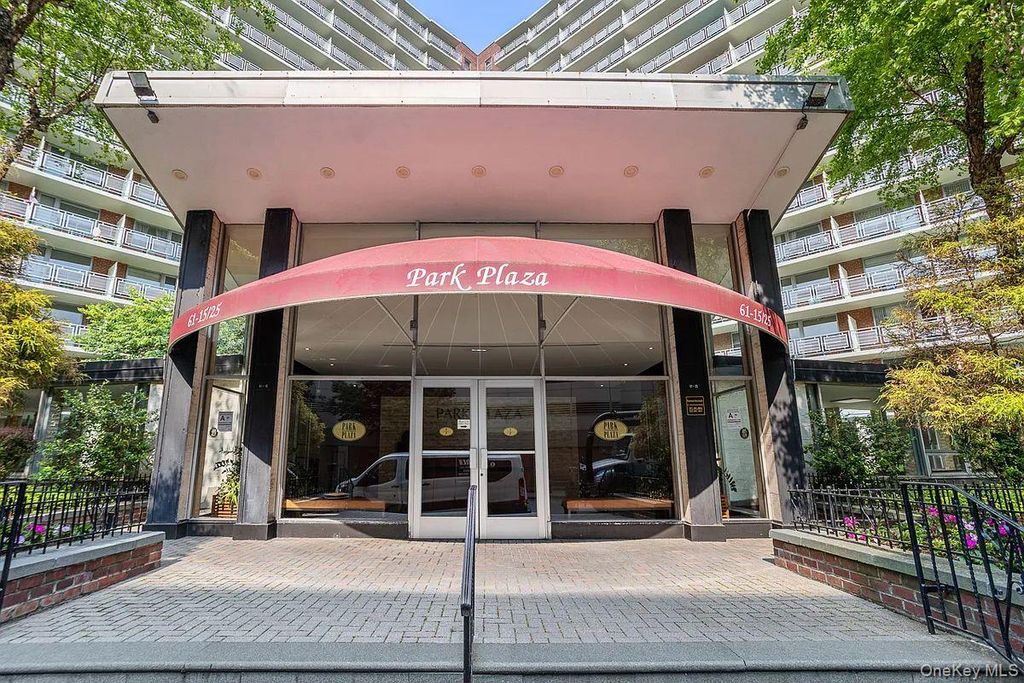 6125 97 Street 5A, Rego Park, NY 11374 — exterior