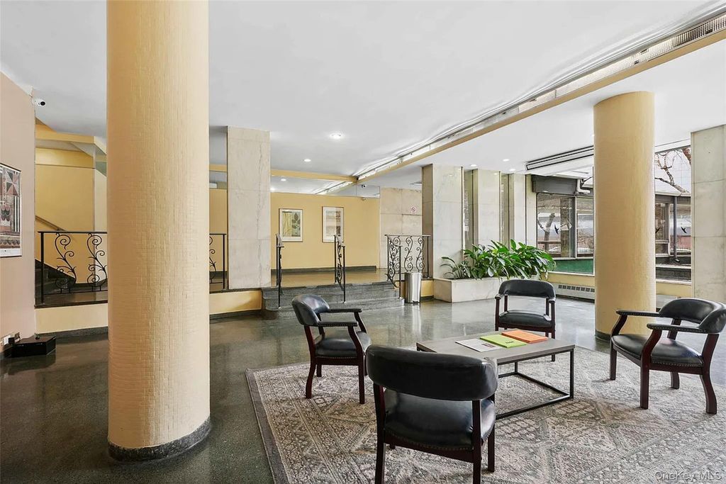 6125 97 Street 5A, Rego Park, NY 11374 — photo 5