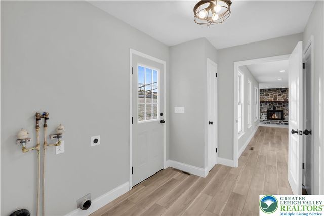 670 Cider Press Road, Williams Twp, PA 18042