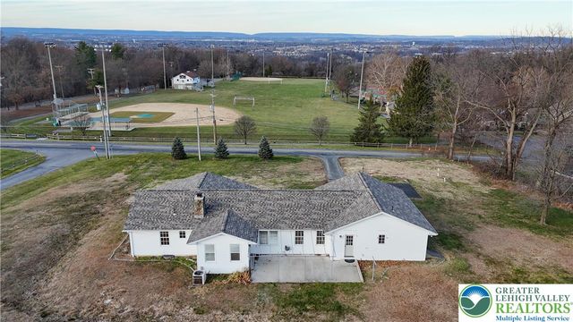 670 Cider Press Road, Williams Twp, PA 18042