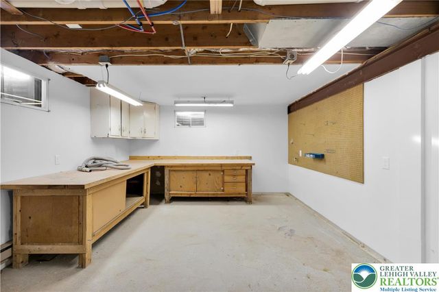 670 Cider Press Road, Williams Twp, PA 18042