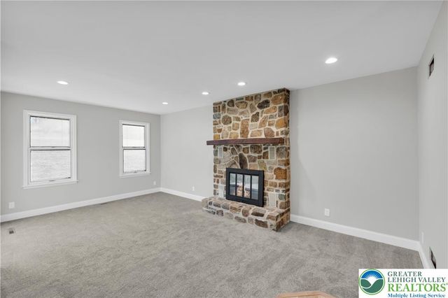 670 Cider Press Road, Williams Twp, PA 18042