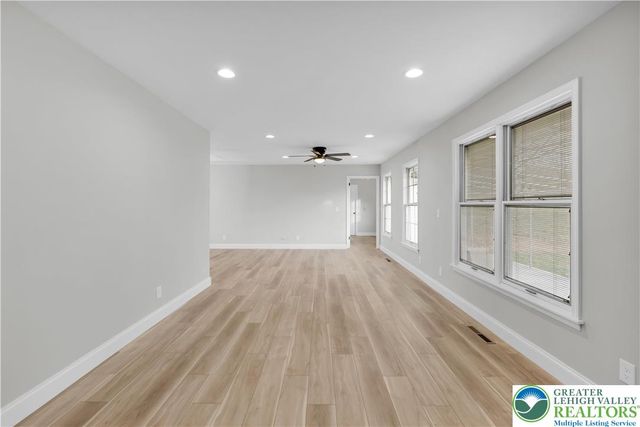 670 Cider Press Road, Williams Twp, PA 18042