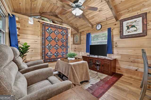 57 Meadow Hill, Morganton, GA 30560