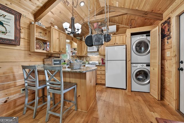 57 Meadow Hill, Morganton, GA 30560