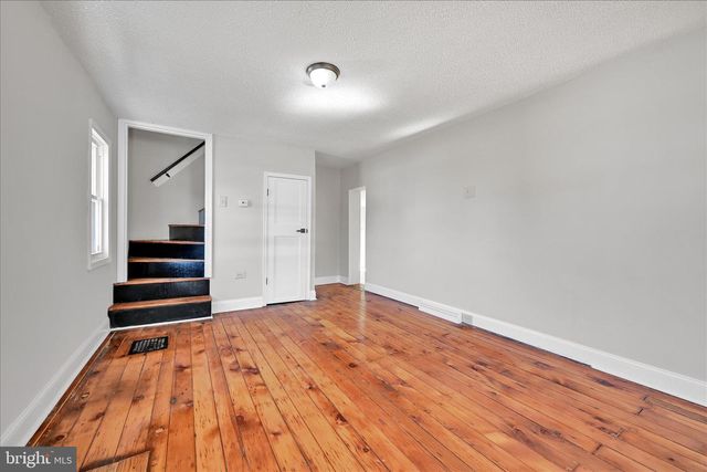 1401 FRUSH VALLEY RD, Reading, PA 19605