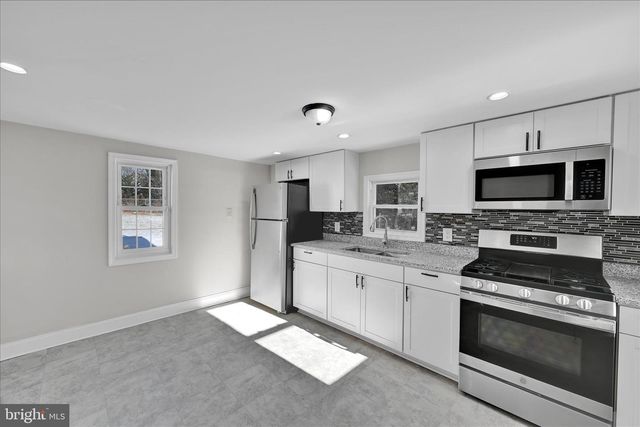 1401 FRUSH VALLEY RD, Reading, PA 19605