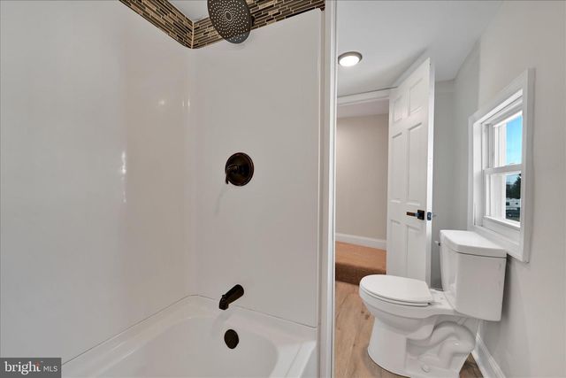 1401 FRUSH VALLEY RD, Reading, PA 19605