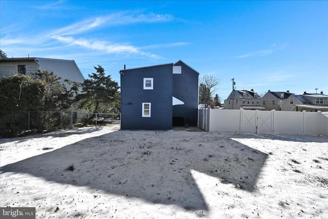 1401 FRUSH VALLEY RD, Reading, PA 19605