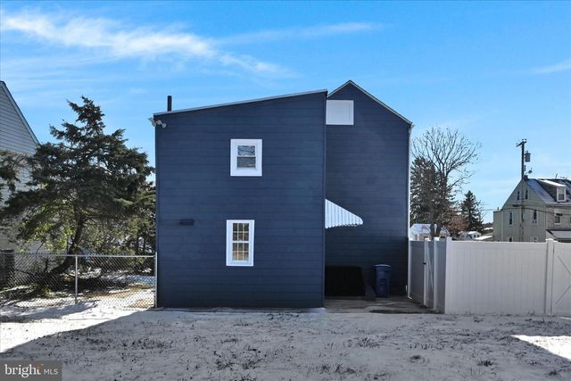 1401 FRUSH VALLEY RD, Reading, PA 19605