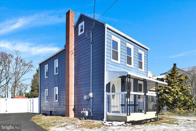 1401 FRUSH VALLEY RD, Reading, PA 19605