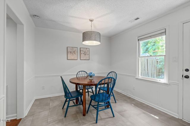 5516 Hamstead Crossing, Raleigh, NC 27612