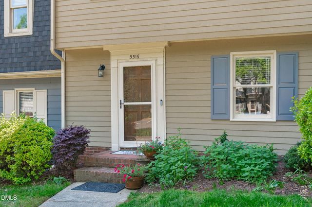 5516 Hamstead Crossing, Raleigh, NC 27612