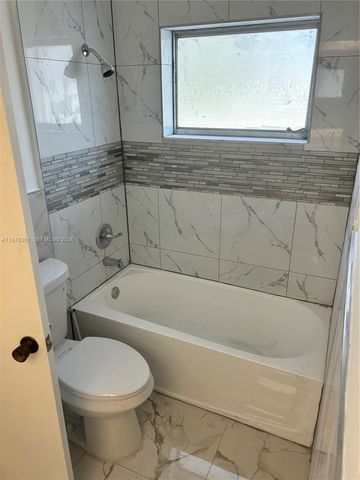 2000 Buchanan St 10, Hollywood, FL 33020