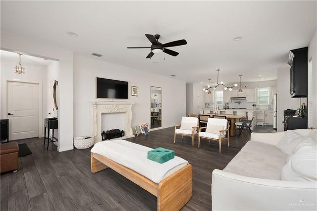 2416 Sonador Trail, Edinburg, TX 78541