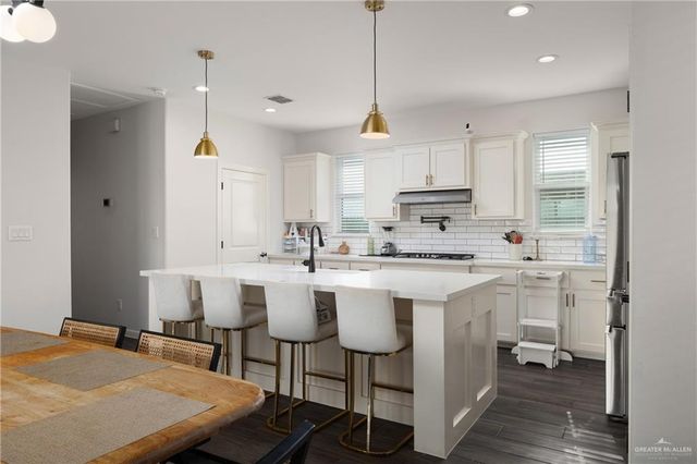 2416 Sonador Trail, Edinburg, TX 78541