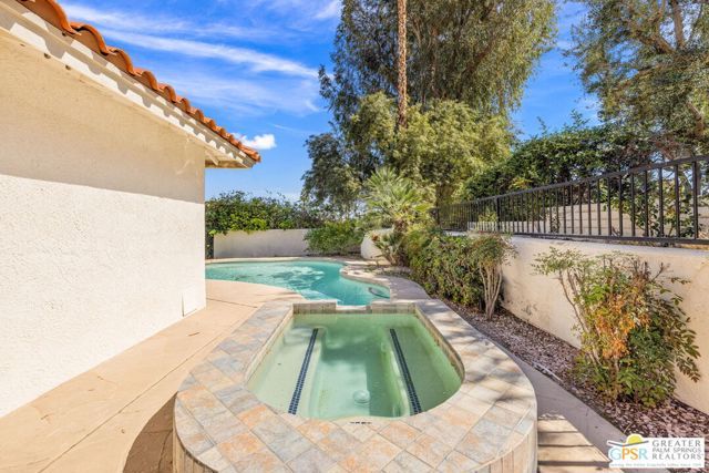 39440 Tandika Trail, Palm Desert, CA 92211