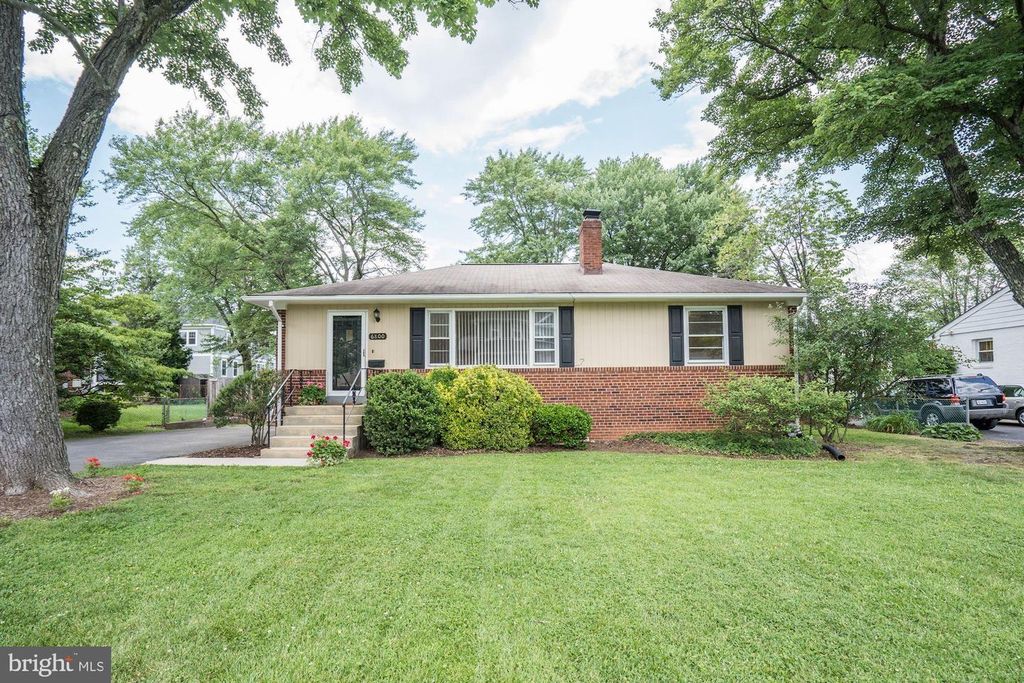 6800 DEAN DR, Mclean, VA 22101