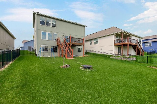 3813 SW Maryville Place, Lee's Summit, MO 64082