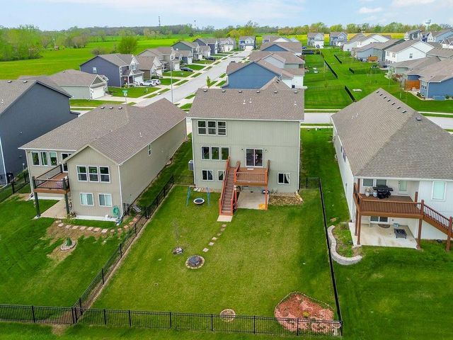 3813 SW Maryville Place, Lee's Summit, MO 64082