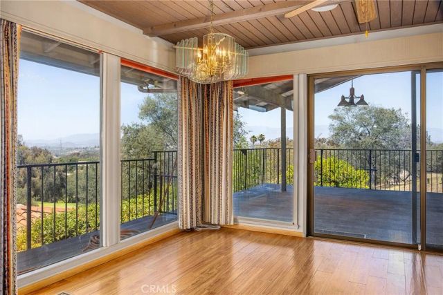 10960 Treeside Lane, Escondido, CA 92026