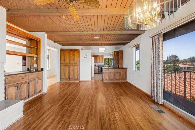 10960 Treeside Lane, Escondido, CA 92026