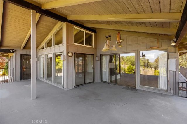 10960 Treeside Lane, Escondido, CA 92026