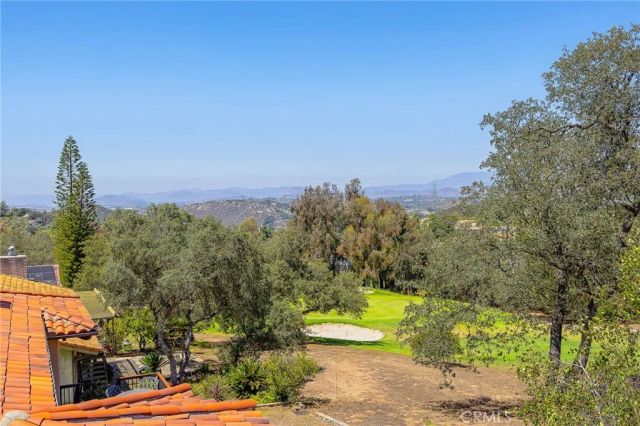 10960 Treeside Lane, Escondido, CA 92026
