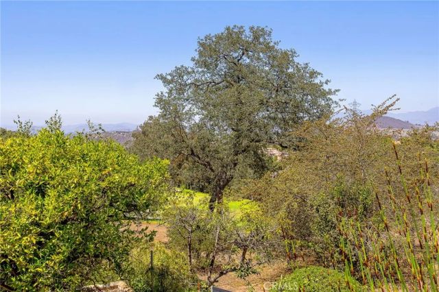 10960 Treeside Lane, Escondido, CA 92026