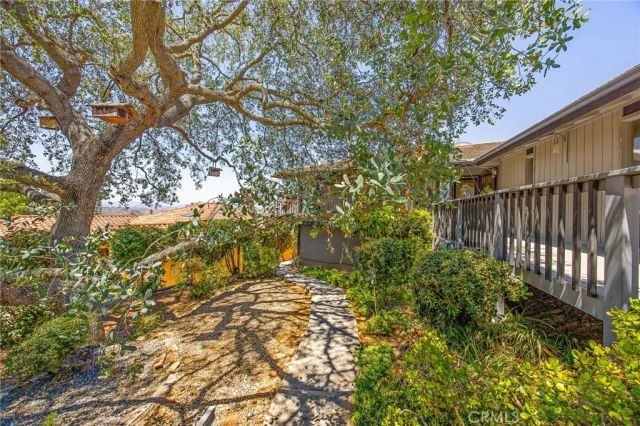 10960 Treeside Lane, Escondido, CA 92026