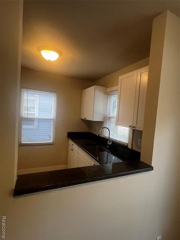 336 Pinecrest Drive, Ferndale, MI 48220