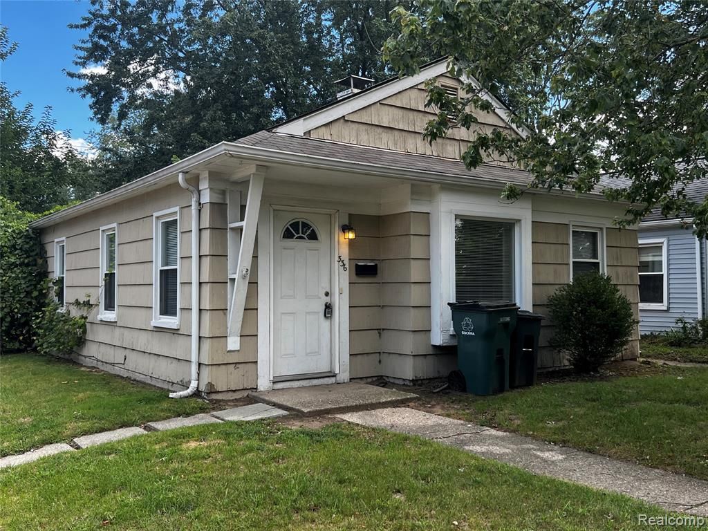 336 Pinecrest Drive, Ferndale, MI 48220