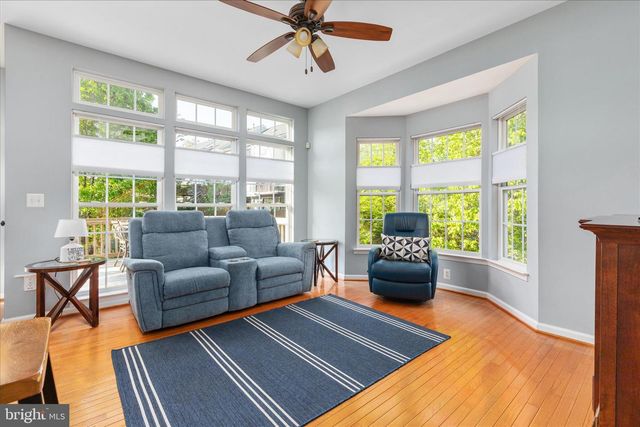 19209 KEPHARTS MILL TER, Leesburg, VA 20176