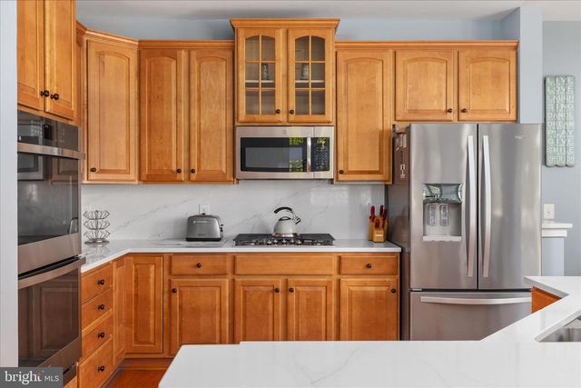 19209 KEPHARTS MILL TER, Leesburg, VA 20176