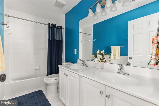 19209 KEPHARTS MILL TER, Leesburg, VA 20176