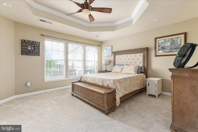 19209 KEPHARTS MILL TER, Leesburg, VA 20176
