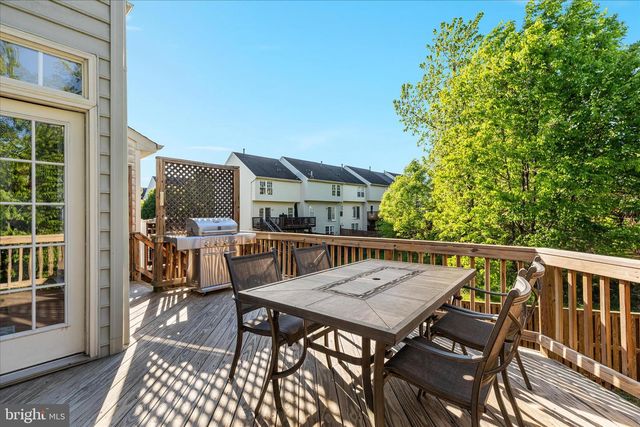 19209 KEPHARTS MILL TER, Leesburg, VA 20176