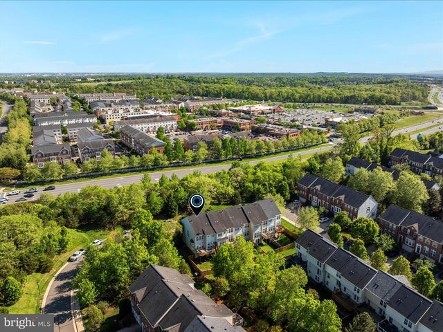 19209 KEPHARTS MILL TER, Leesburg, VA 20176
