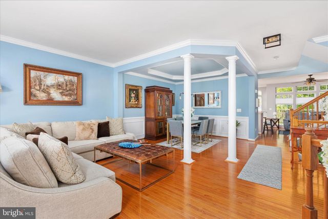 19209 KEPHARTS MILL TER, Leesburg, VA 20176