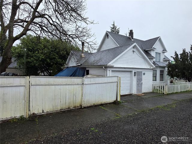2701 Simpson Avenue, Hoquiam, WA 98550