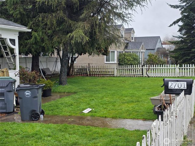 2701 Simpson Avenue, Hoquiam, WA 98550